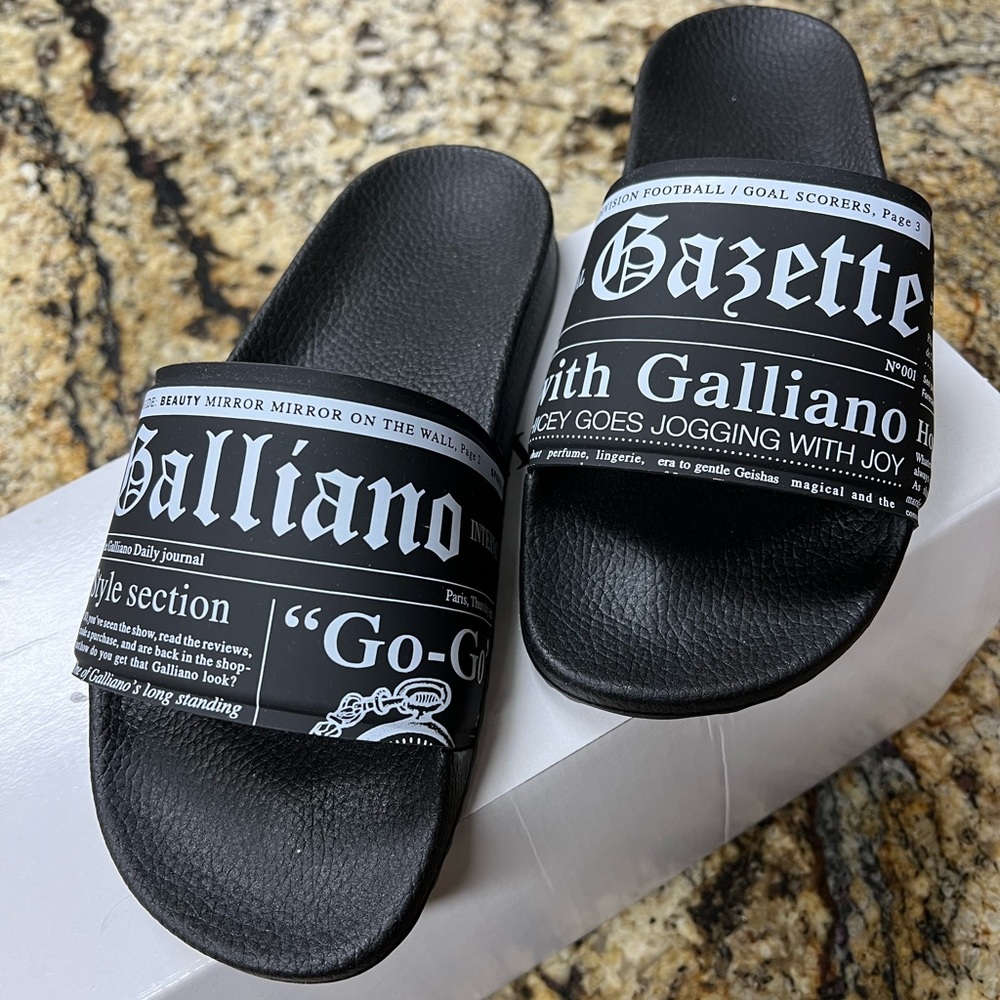 JOHN GALLIANO NEW IN BOX
Made In Italy Newspaper Print Sandals,       SIZE 7/38